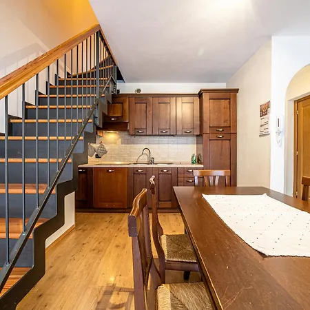 Dolomiti Lägenhet *